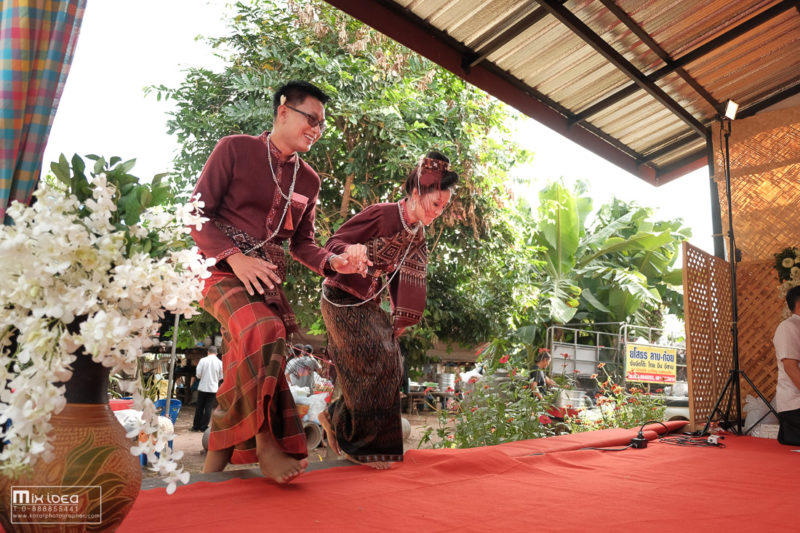 ช่างภาพโคราช พิธีมงคลสมรส งานแต่งสไตล์อีสาน อำเภอสีดา จังหวัดนครราชสีมา